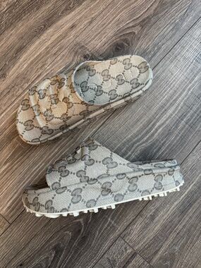 Gucci Beige and Grey GG Slide Sandals